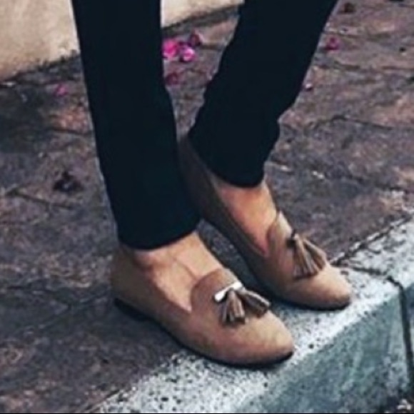 Boutique Shoes - NIB Beige Tassel Fringe Boyfriend Loafer Flats